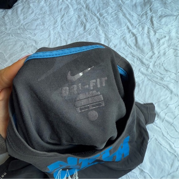 Nike Grey Basketball Net Worth Tee with Blue and White Lettering - Picture 3 of 5